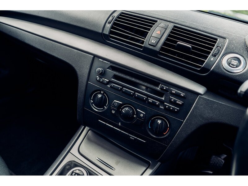 BMW 116d Sport Hatchback 2.0 Manual Diesel