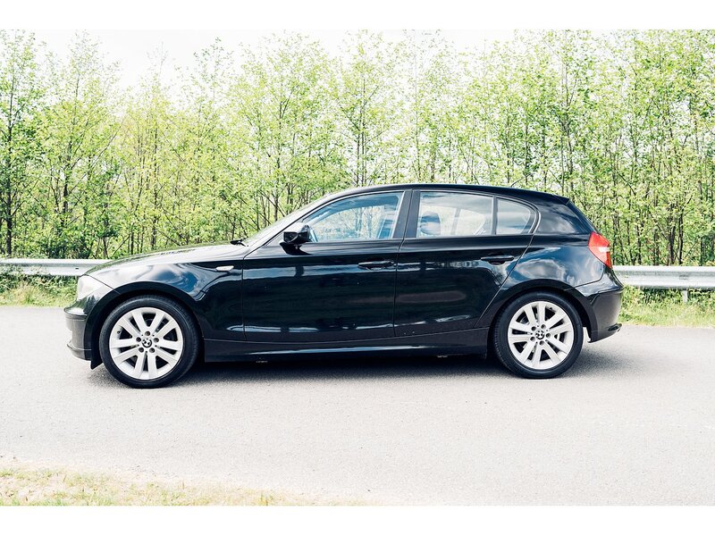 BMW 116d Sport Hatchback 2.0 Manual Diesel