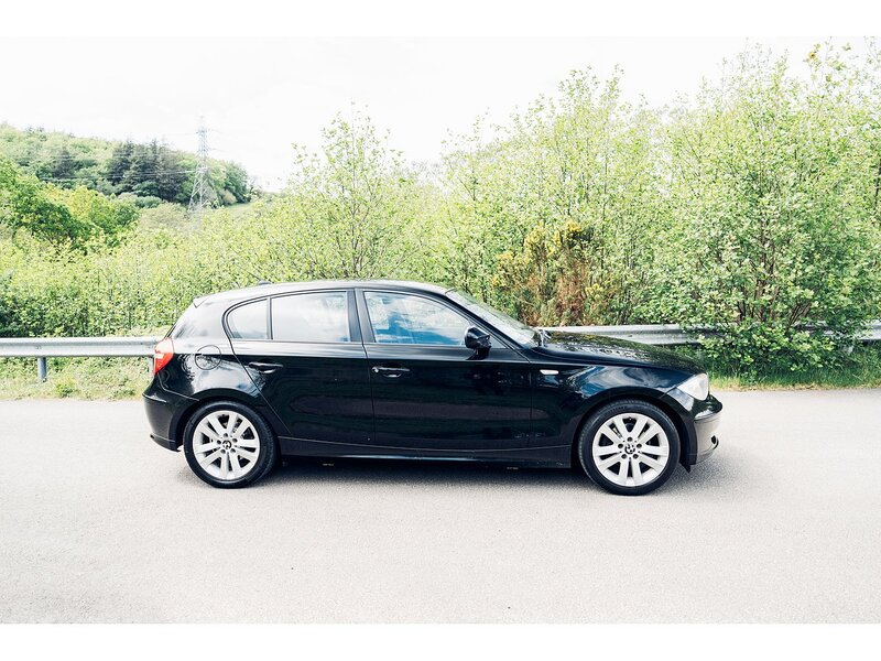 BMW 116d Sport Hatchback 2.0 Manual Diesel
