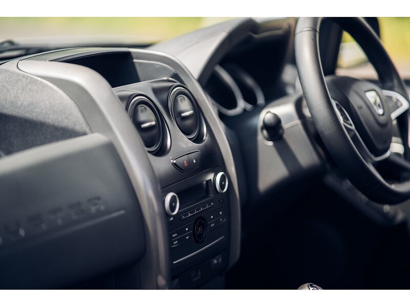 Dacia 1.2 TCe Laureate SUV 5dr Petrol Manual Euro 6 (s/s) (125 ps)