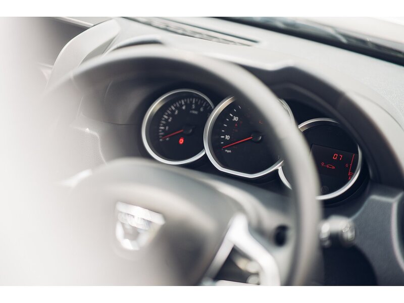 Dacia 1.2 TCe Laureate SUV 5dr Petrol Manual Euro 6 (s/s) (125 ps)