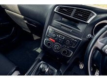 2.0 HDi DStyle Hatchback 5dr Diesel Manual Euro 5 (160 ps)