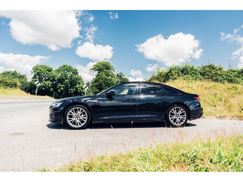 Audi 2.0 TDI 40 Black Edition Saloon 4dr Diesel S Tronic Euro 6 (s/s) (204 ps)