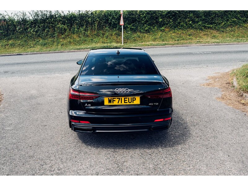 Audi 2.0 TDI 40 Black Edition Saloon 4dr Diesel S Tronic Euro 6 (s/s) (204 ps)