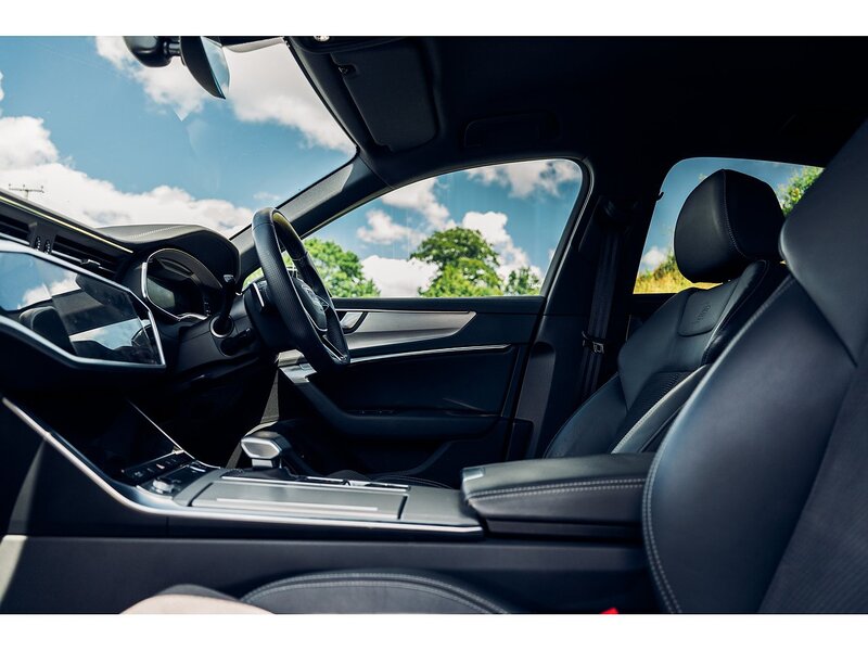 Audi 2.0 TDI 40 Black Edition Saloon 4dr Diesel S Tronic Euro 6 (s/s) (204 ps)