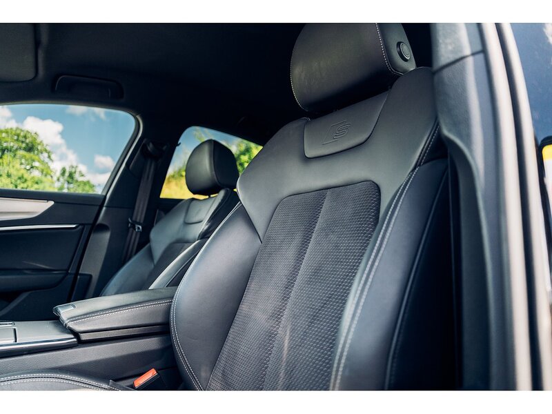 Audi 2.0 TDI 40 Black Edition Saloon 4dr Diesel S Tronic Euro 6 (s/s) (204 ps)