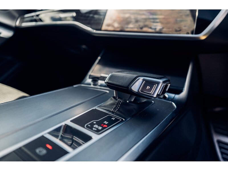 Audi 2.0 TDI 40 Black Edition Saloon 4dr Diesel S Tronic Euro 6 (s/s) (204 ps)