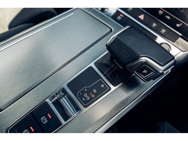 Audi 2.0 TDI 40 Black Edition Saloon 4dr Diesel S Tronic Euro 6 (s/s) (204 ps)