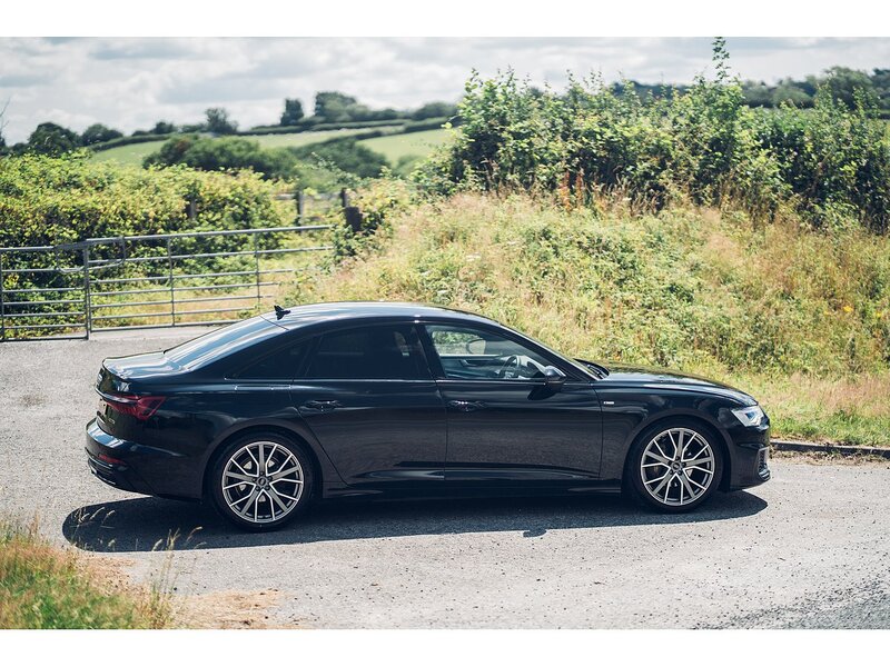 Audi 2.0 TDI 40 Black Edition Saloon 4dr Diesel S Tronic Euro 6 (s/s) (204 ps)