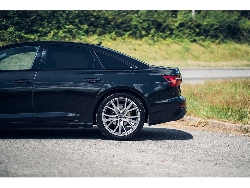 Audi 2.0 TDI 40 Black Edition Saloon 4dr Diesel S Tronic Euro 6 (s/s) (204 ps)