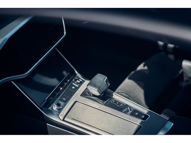 Audi 2.0 TDI 40 Black Edition Saloon 4dr Diesel S Tronic Euro 6 (s/s) (204 ps)