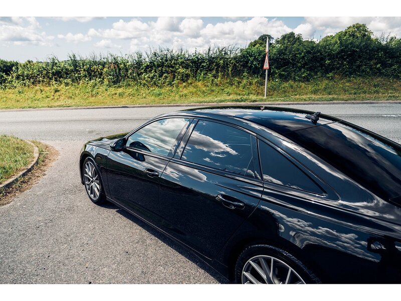 Audi 2.0 TDI 40 Black Edition Saloon 4dr Diesel S Tronic Euro 6 (s/s) (204 ps)