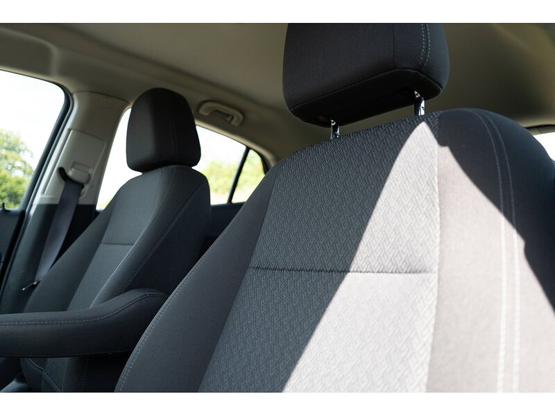 Vauxhall 1.4i Turbo ecoTEC Design Nav SUV 5dr Petrol Manual Euro 6 (s/s) (140 ps)