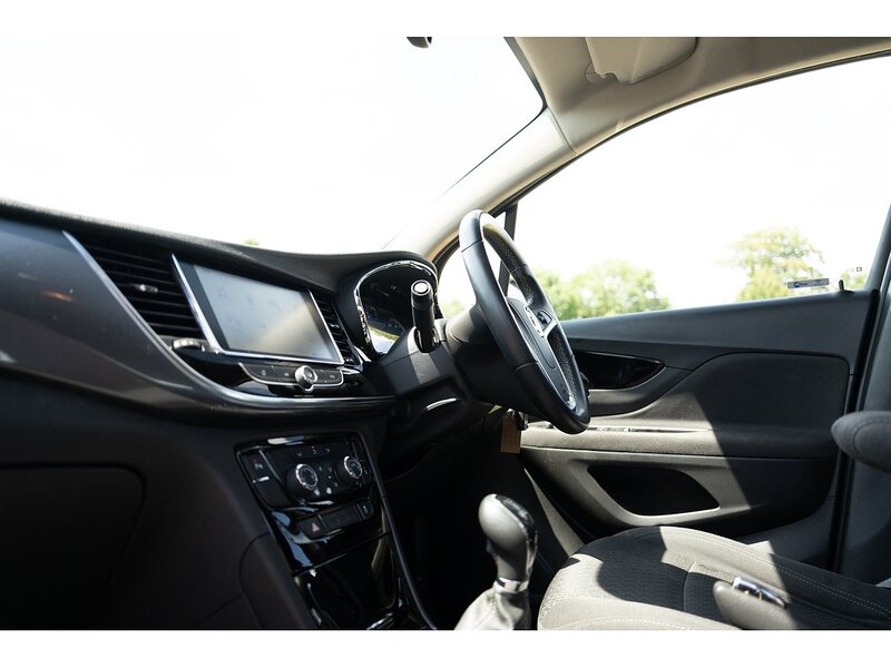 Vauxhall 1.4i Turbo ecoTEC Design Nav SUV 5dr Petrol Manual Euro 6 (s/s) (140 ps)