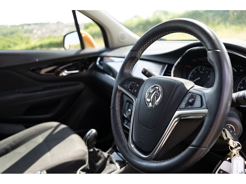 Vauxhall 1.4i Turbo ecoTEC Design Nav SUV 5dr Petrol Manual Euro 6 (s/s) (140 ps)