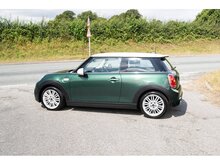2.0 Cooper SD Hatchback 3dr Diesel Manual Euro 6 (s/s) (170 ps)