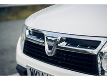 1.5 dCi Laureate SUV 5dr Diesel Manual Euro 5 (110 ps)