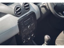 1.5 dCi Laureate SUV 5dr Diesel Manual Euro 5 (110 ps)