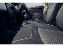 1.5 dCi Laureate SUV 5dr Diesel Manual Euro 5 (110 ps)