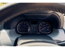 1.5 dCi Laureate SUV 5dr Diesel Manual Euro 5 (110 ps)