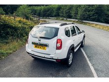 1.5 dCi Laureate SUV 5dr Diesel Manual Euro 5 (110 ps)