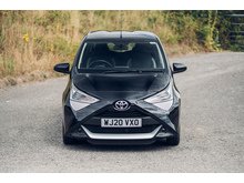 1.0 VVT-i x-play Hatchback 5dr Petrol Manual Euro 6 (71 ps)
