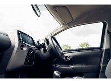 1.0 VVT-i x-play Hatchback 5dr Petrol Manual Euro 6 (71 ps)