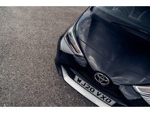 1.0 VVT-i x-play Hatchback 5dr Petrol Manual Euro 6 (71 ps)
