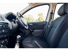 1.5 dCi Laureate SUV 5dr Diesel Manual Euro 5 (110 ps)