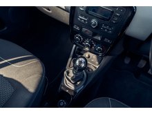 1.5 dCi Laureate SUV 5dr Diesel Manual Euro 5 (110 ps)