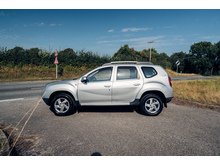 1.5 dCi Laureate SUV 5dr Diesel Manual Euro 5 (110 ps)