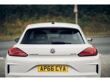 2.0 TDI BlueMotion Tech R-Line Hatchback 3dr Diesel Manual Euro 6 (s/s) (184 ps)