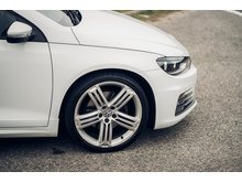 2.0 TDI BlueMotion Tech R-Line Hatchback 3dr Diesel Manual Euro 6 (s/s) (184 ps)
