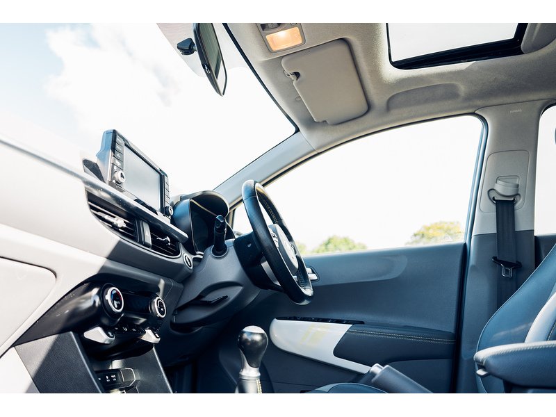 Kia 1.25 X-Line S Hatchback 5dr Petrol Manual Euro 6 (83 bhp)