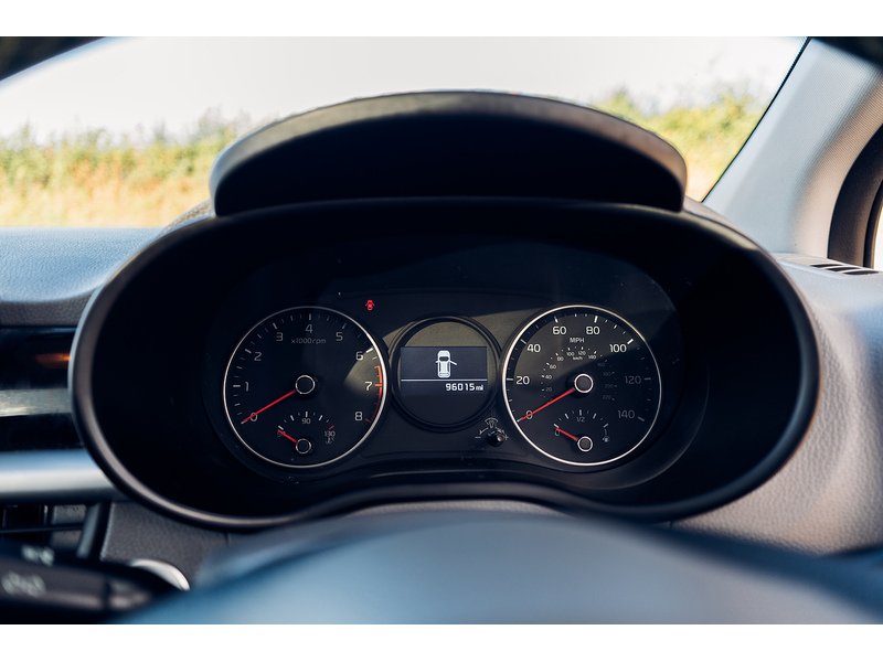 Kia 1.25 X-Line S Hatchback 5dr Petrol Manual Euro 6 (83 bhp)