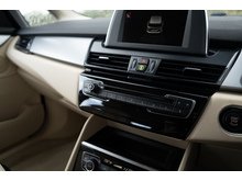 1.5 216d SE MPV 5dr Diesel Manual Euro 6 (s/s) (116 ps)