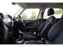 2.0 Cooper SD SUV 5dr Diesel Manual Euro 5 (s/s) (143 ps)