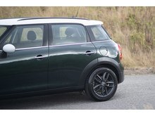 2.0 Cooper SD SUV 5dr Diesel Manual Euro 5 (s/s) (143 ps)