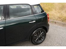 2.0 Cooper SD SUV 5dr Diesel Manual Euro 5 (s/s) (143 ps)