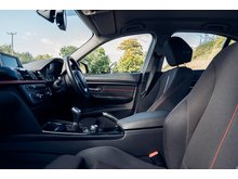 2.0 318d Sport Saloon 4dr Diesel Manual Euro 5 (s/s) (143 ps)