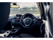2.0 318d Sport Saloon 4dr Diesel Manual Euro 5 (s/s) (143 ps)