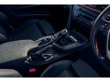 2.0 318d Sport Saloon 4dr Diesel Manual Euro 5 (s/s) (143 ps)