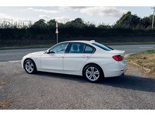 2.0 318d Sport Saloon 4dr Diesel Manual Euro 5 (s/s) (143 ps)