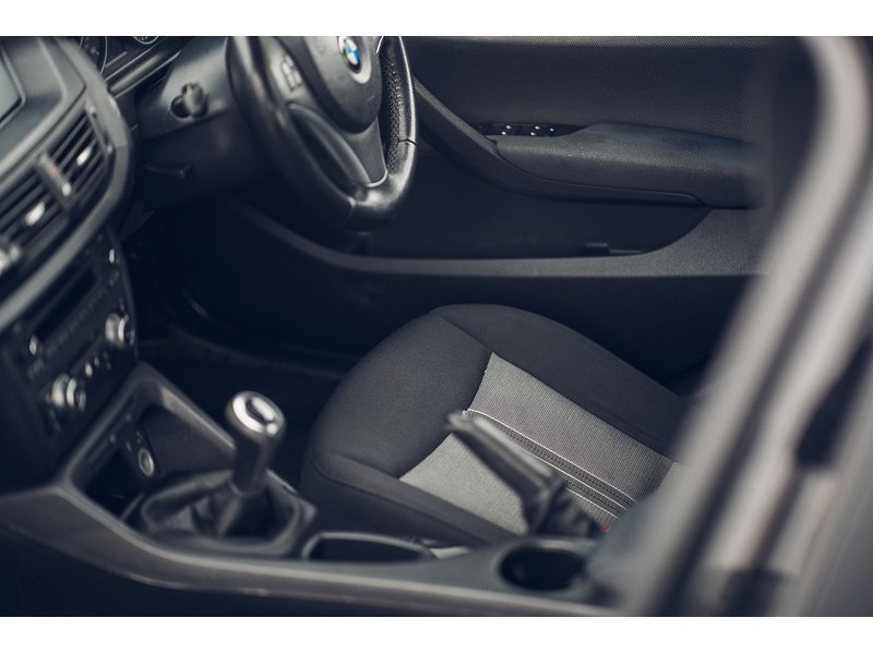 BMW 18d SE SUV 2.0 Manual Diesel