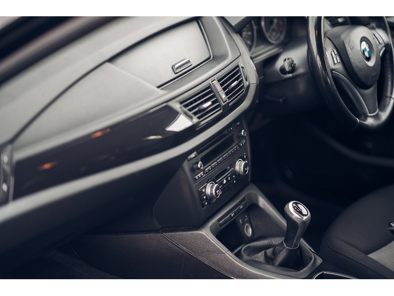 BMW 18d SE SUV 2.0 Manual Diesel