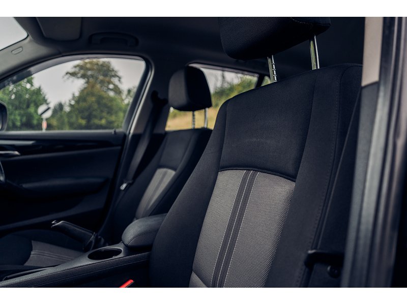 BMW 18d SE SUV 2.0 Manual Diesel