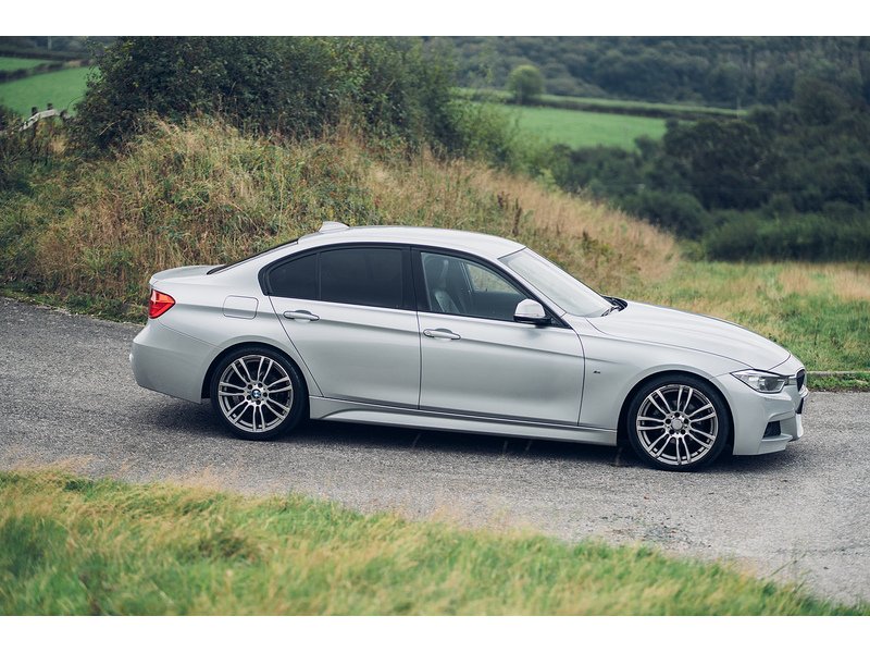 BMW 2.0 318d M Sport Saloon 4dr Diesel Manual Euro 5 (s/s) (143 ps)