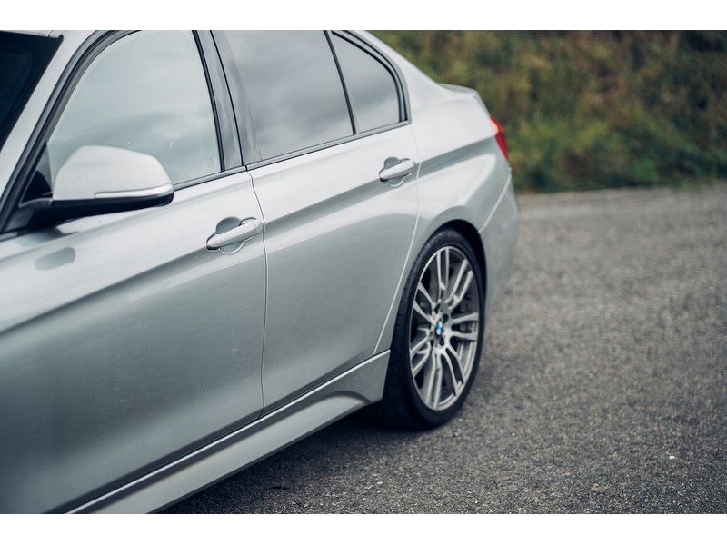 BMW 2.0 318d M Sport Saloon 4dr Diesel Manual Euro 5 (s/s) (143 ps)