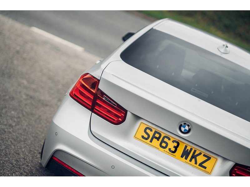 BMW 2.0 318d M Sport Saloon 4dr Diesel Manual Euro 5 (s/s) (143 ps)