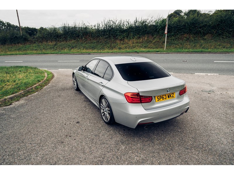 BMW 2.0 318d M Sport Saloon 4dr Diesel Manual Euro 5 (s/s) (143 ps)